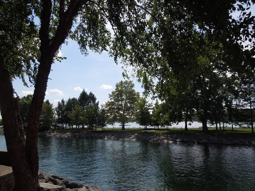 Lakefront Views