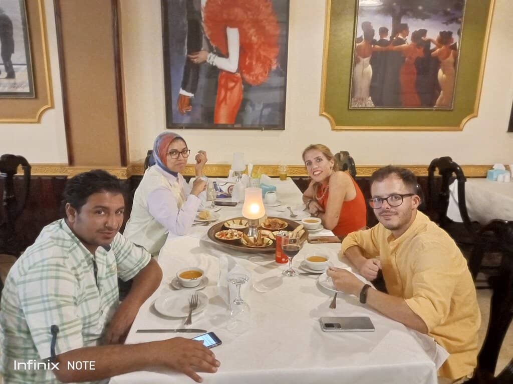 1920s Charm & Relaxing Atmosphere