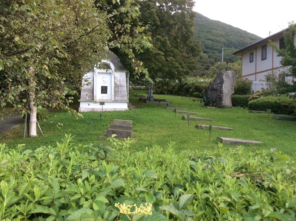Well-Kept Grounds