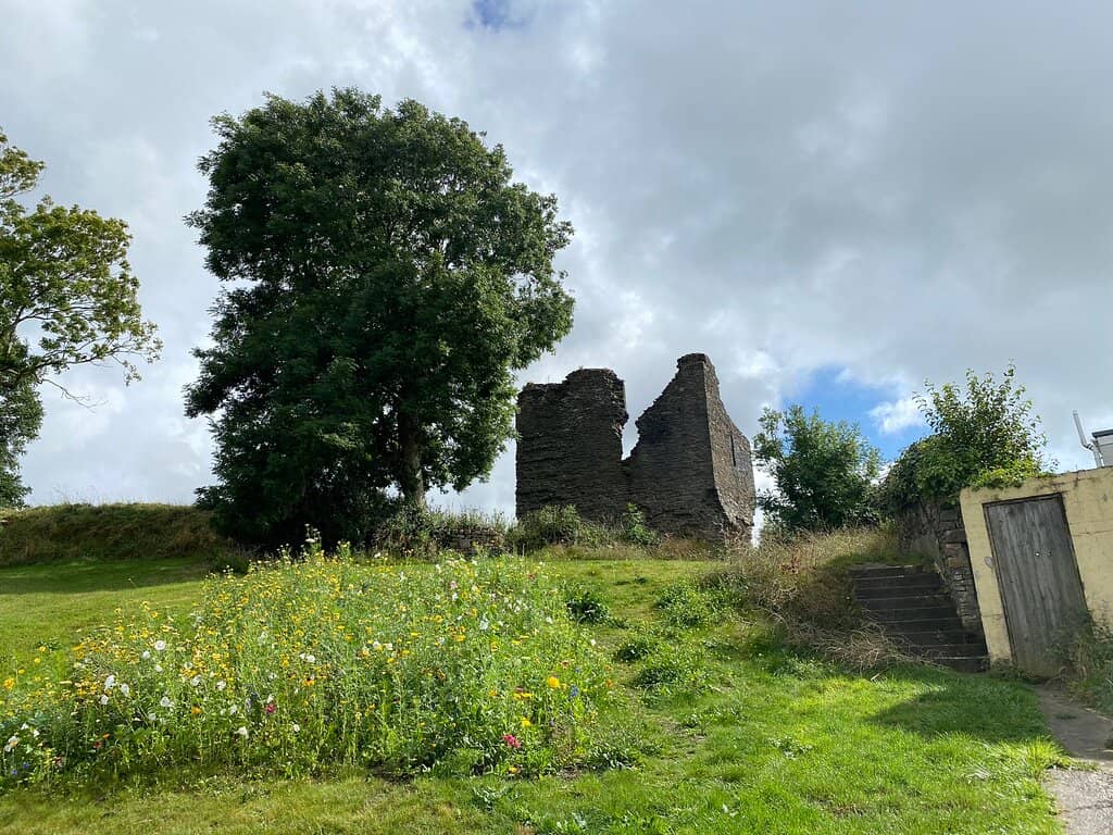 Outer Wall Remnants