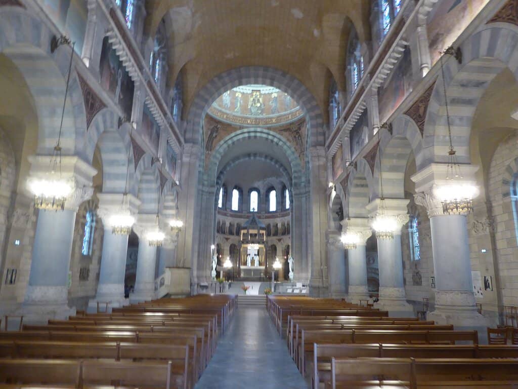 Intricate Ambulatory