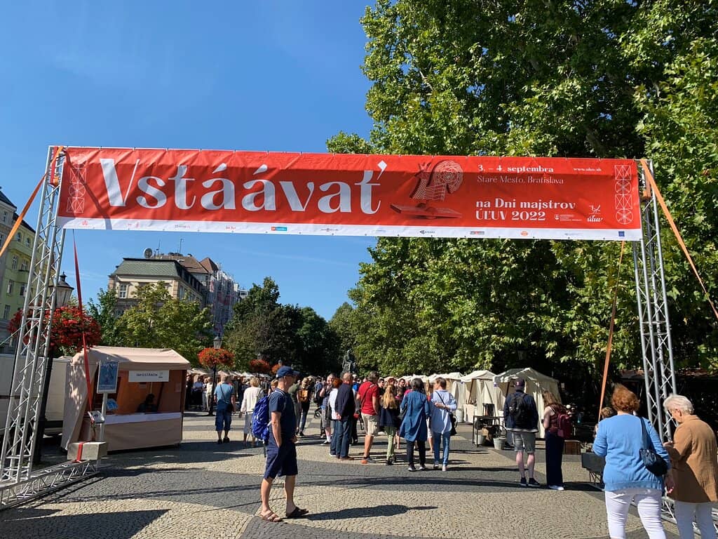 Lively Atmosphere & People-Watching