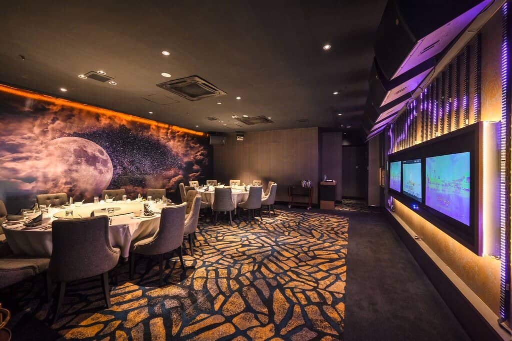 Elegant Food Presentation