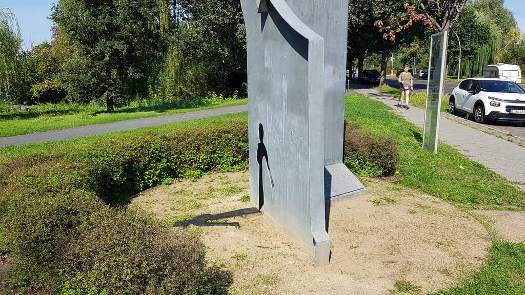 Former Border Crossings