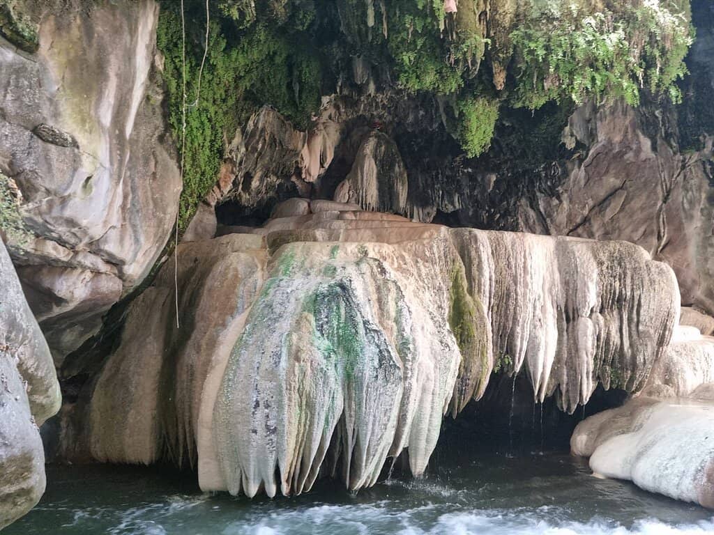 Turquoise Thermal Pools