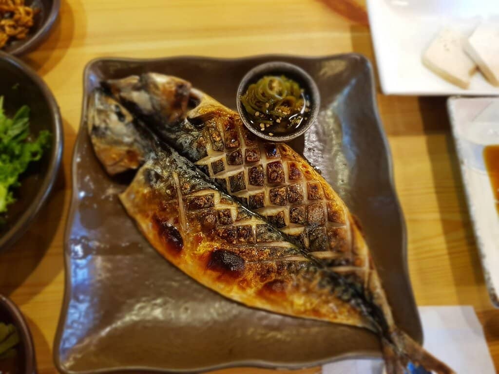 Fresh Seafood & Mackerel