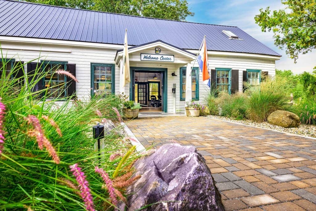 The 1783 Barn Museum