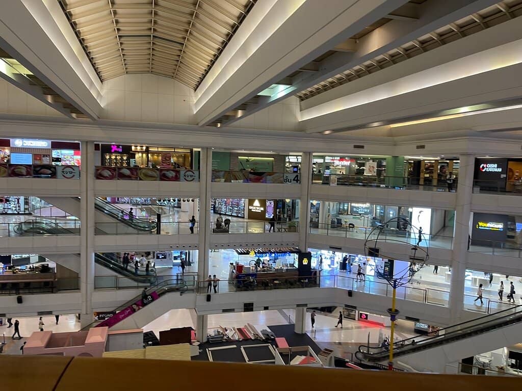 Festive Decorations & Events