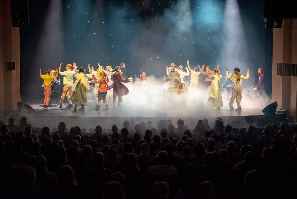 Behind-the-Scenes Ghost Walks