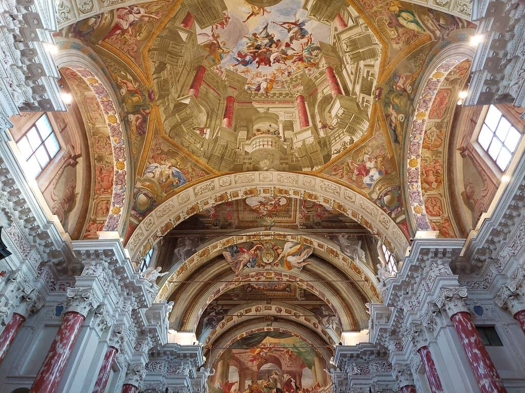 'Infinitum' Immersive Installation