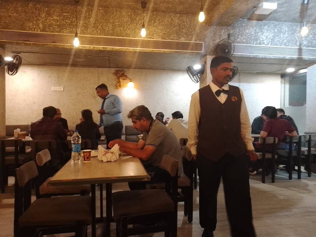 Cozy & Welcoming Ambiance