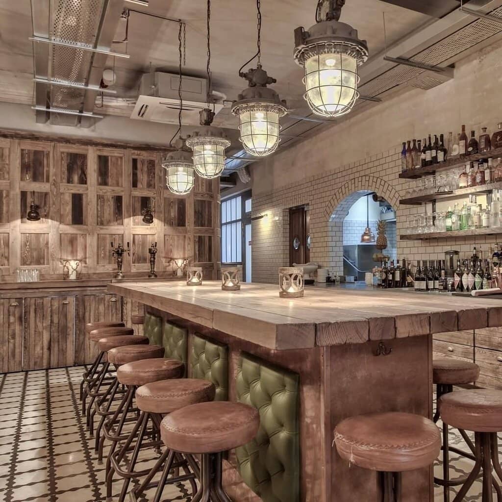 Cozy, Trendy Ambiance