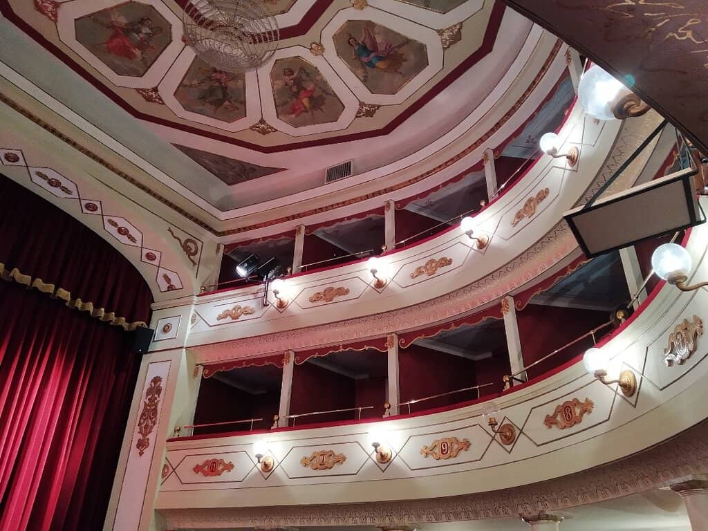 Central Sirolo Location