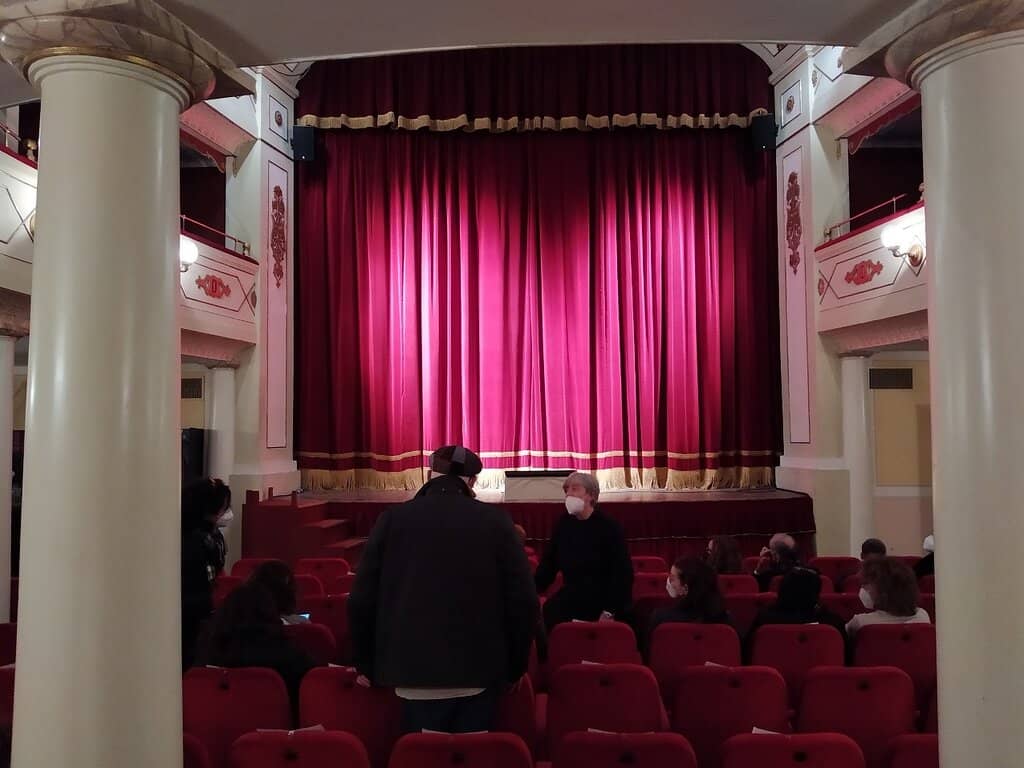 Diverse Performances