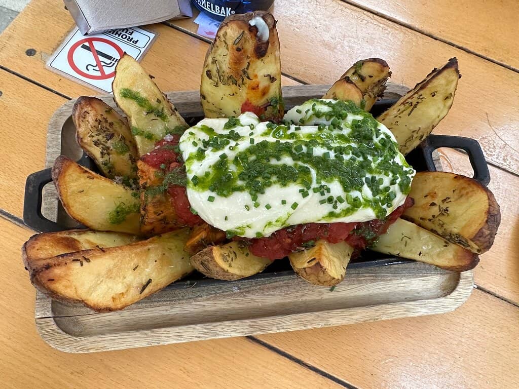 Ephemeral Pop-Up Shops