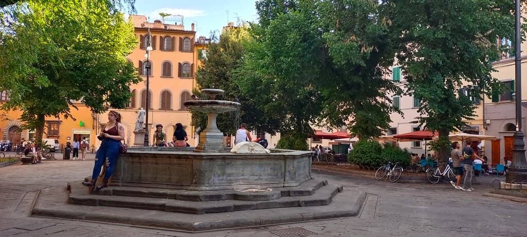 Sunday Vintage Market