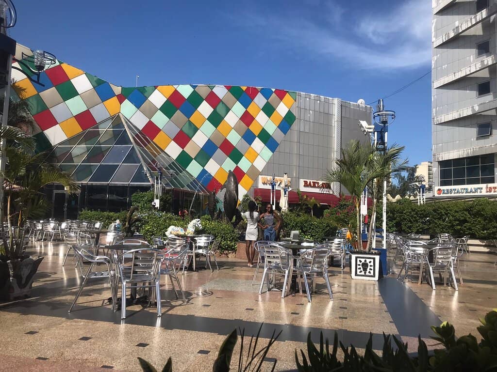 Diverse Food Court