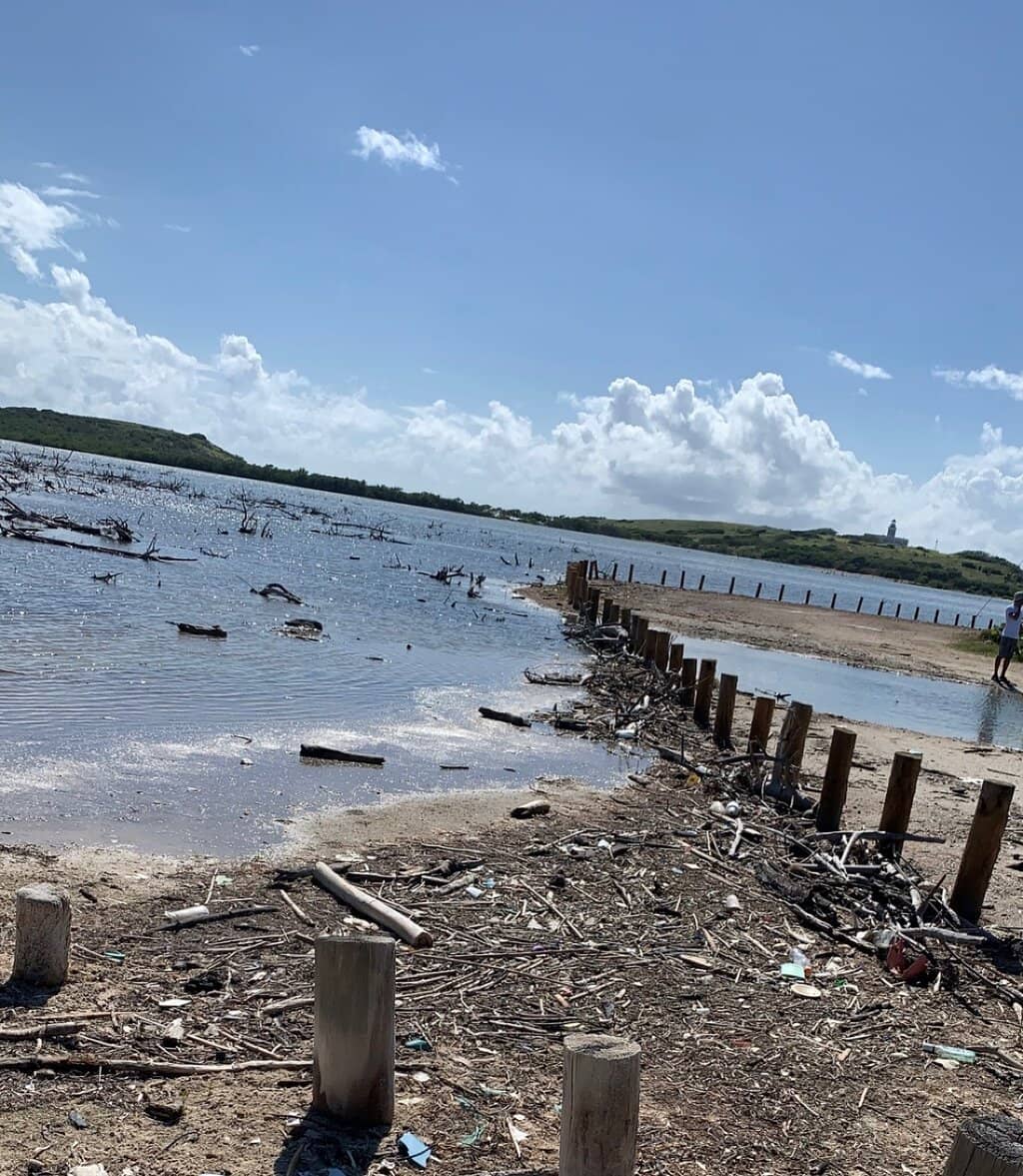 Proximity to Playa Combate