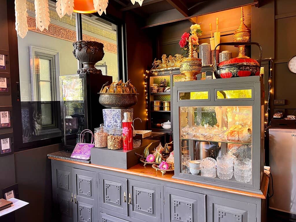 Complimentary Refreshments