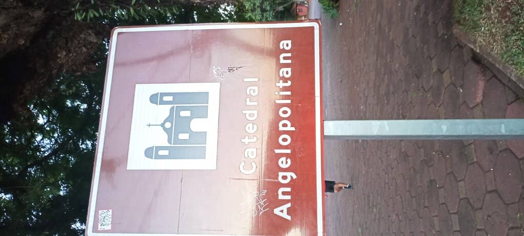 Intricate Interior Ornamentation