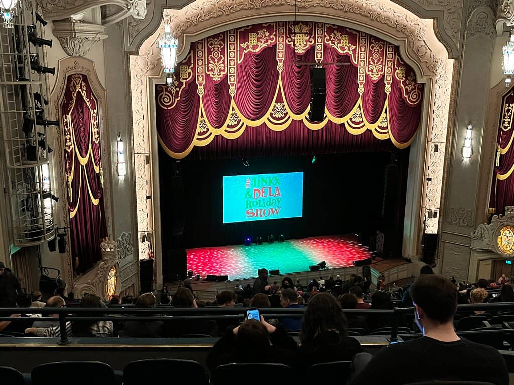 Oregon Symphony Performances