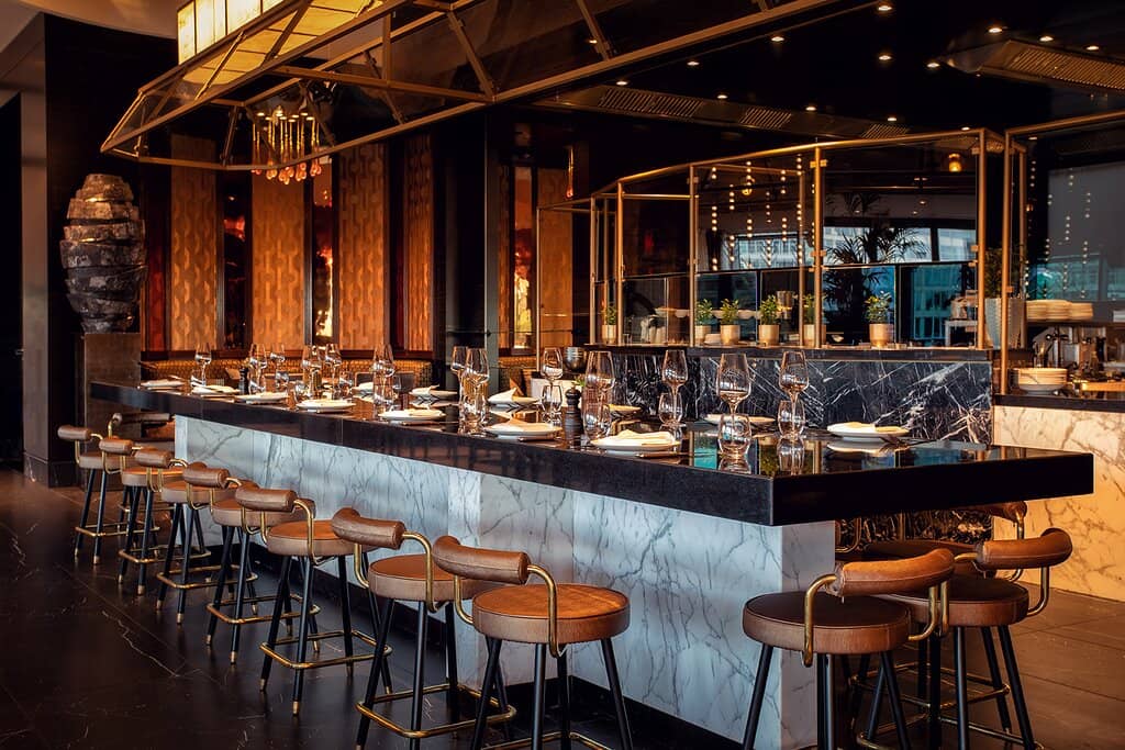 Chic and Modern Ambiance