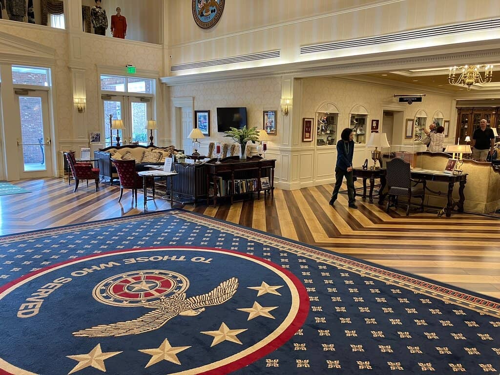 Veteran Recognition Displays