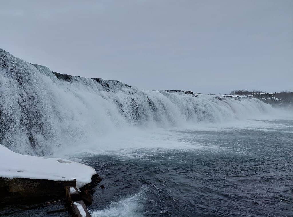 The Wide Cascade