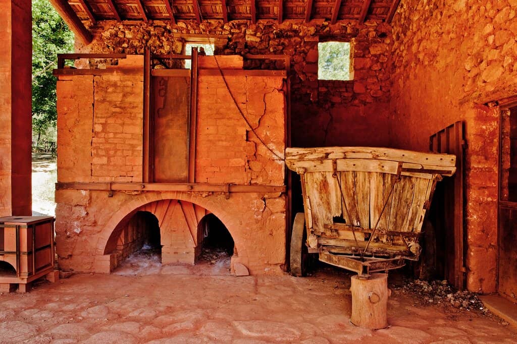 Art Room & Gift Shop