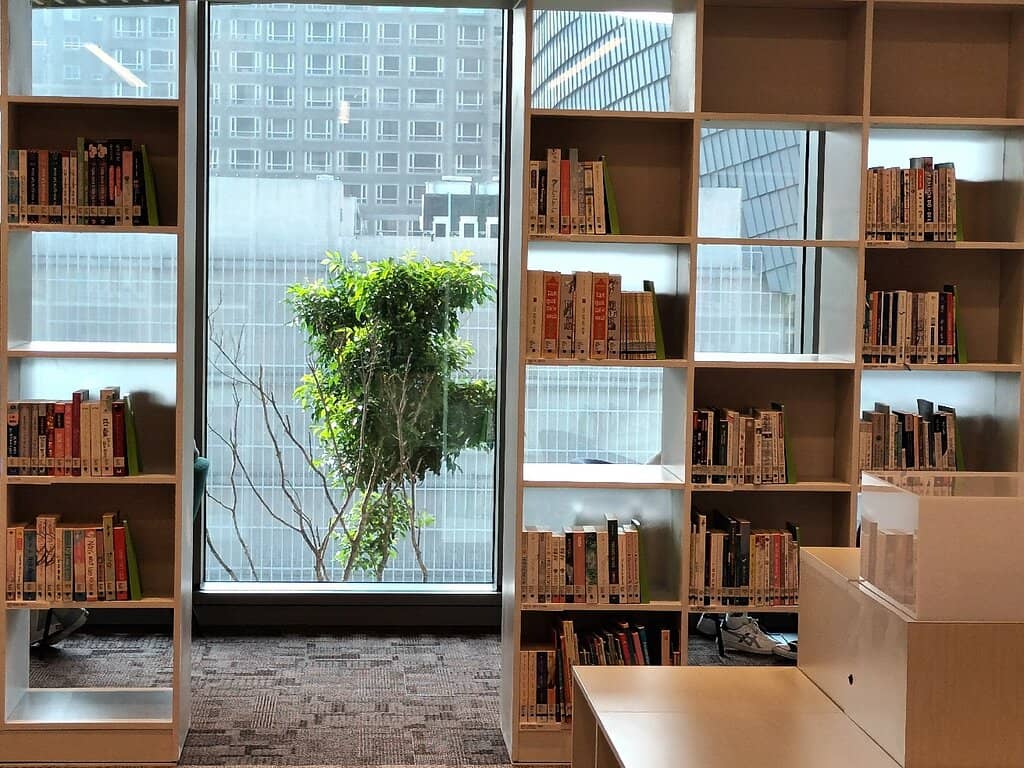 Modern & Grand Architecture