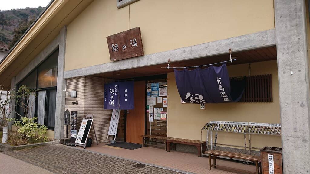 Local Cracker Grilling