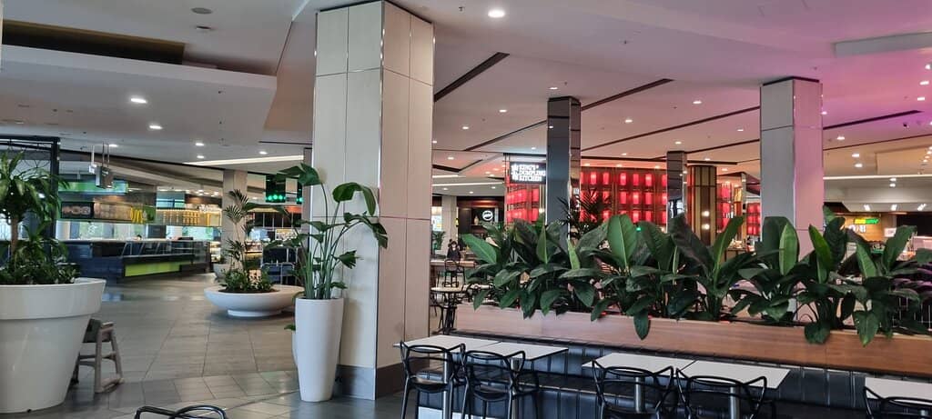 Pop-Up Store Experiences