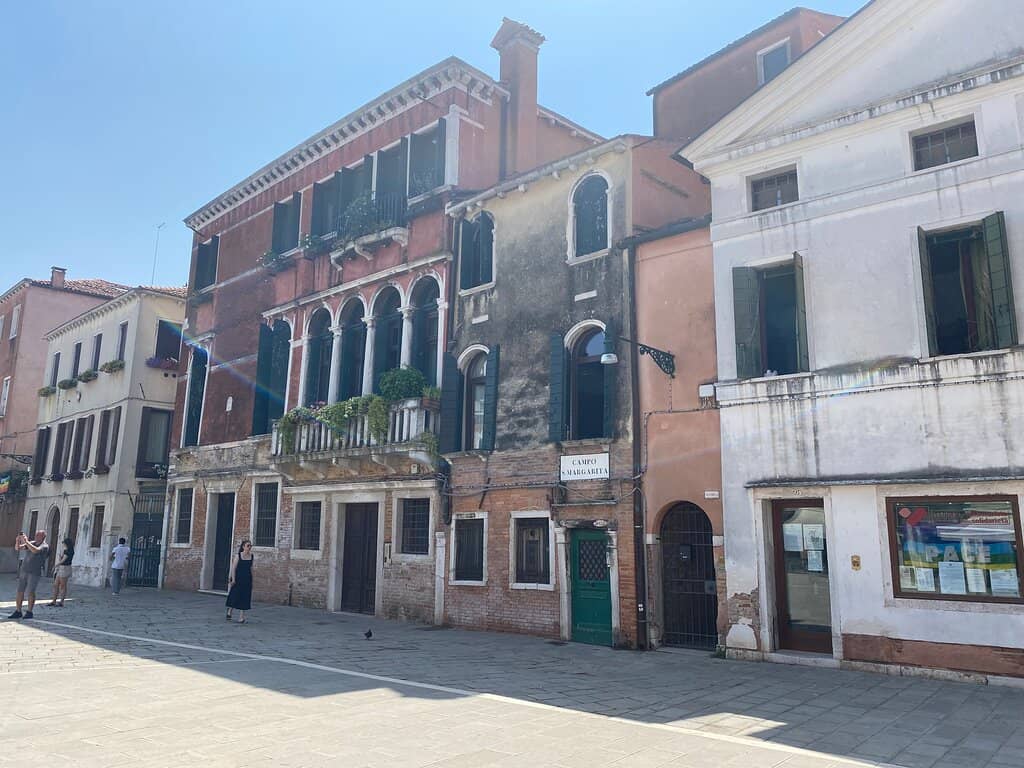 Evening Aperitivo Scene