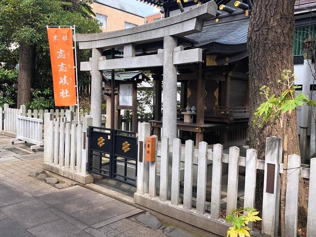 Guardian Lion Statues