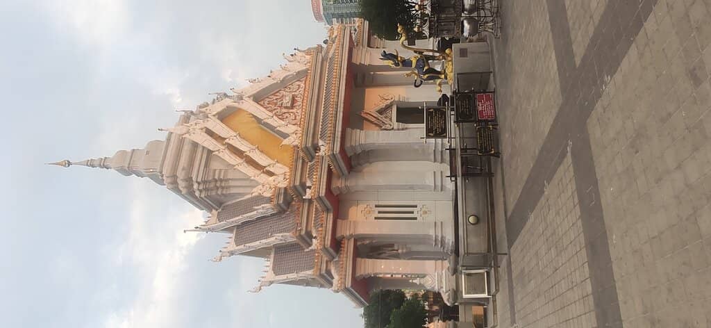 City Pillar Itself