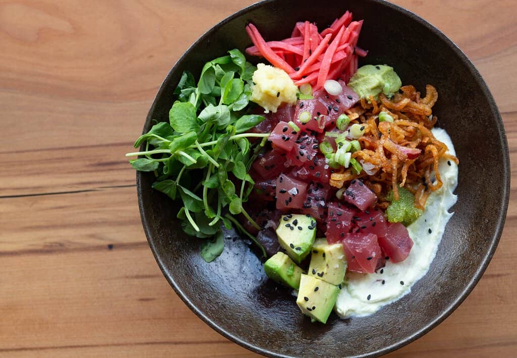 Cozy & Sophisticated Ambiance