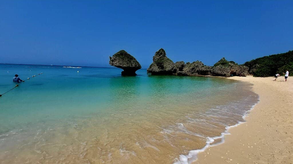 Shallow Waters & Foot Dips