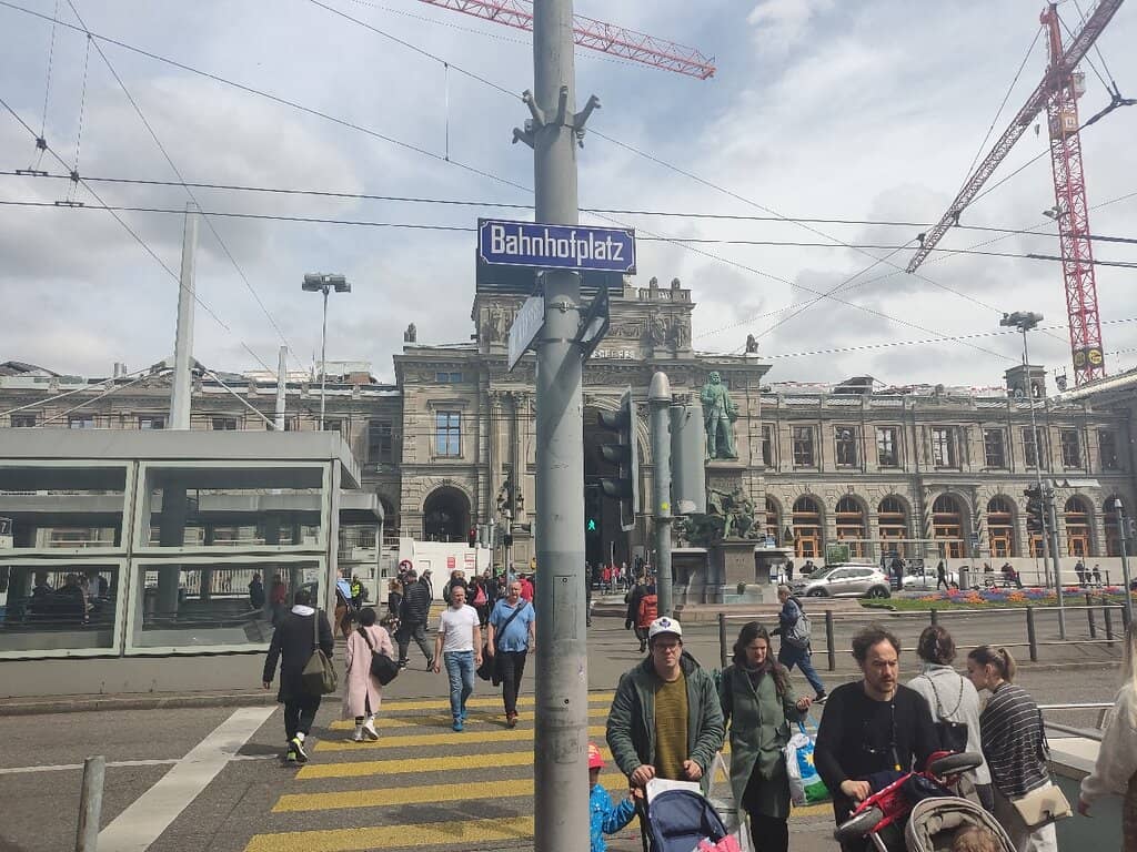 Luxury Shopping Paradise