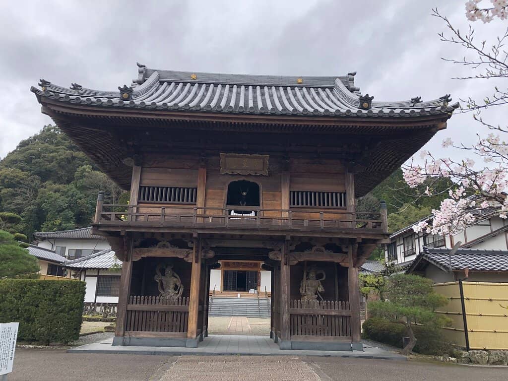 Pond Where Ghosts Appear