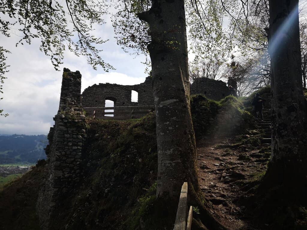 Panoramic Valley Views