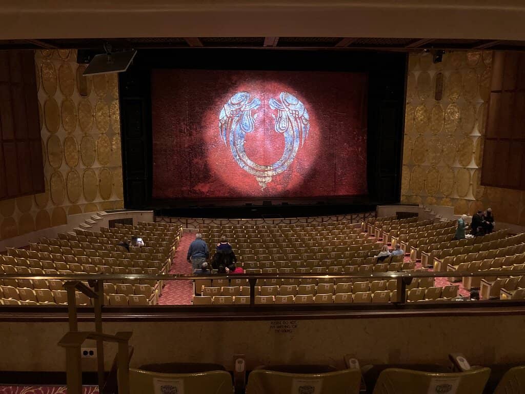 Broadway Tours