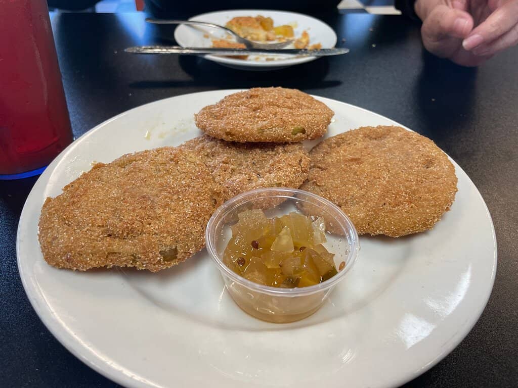 Nanny Mary's Fried Green Tomatoes