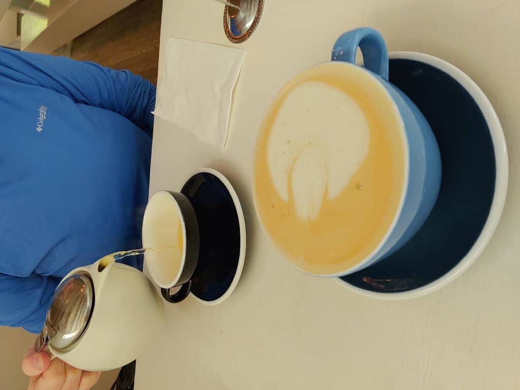 Cozy Atmosphere & Local Vibe