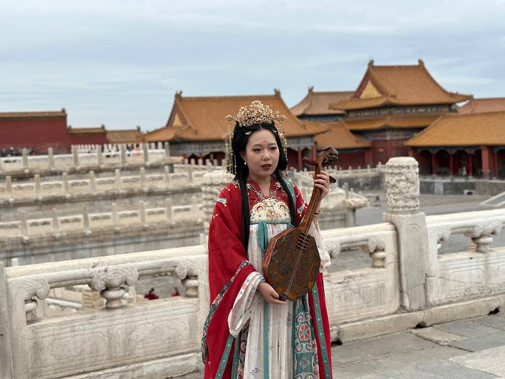 Hidden Courtyard Cafes & Bars