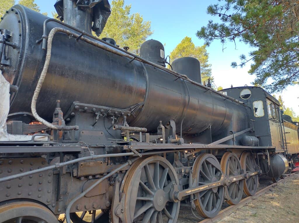 Model Train Displays