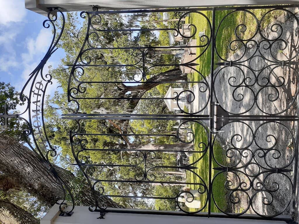 Historic Tombstones & Mausoleums