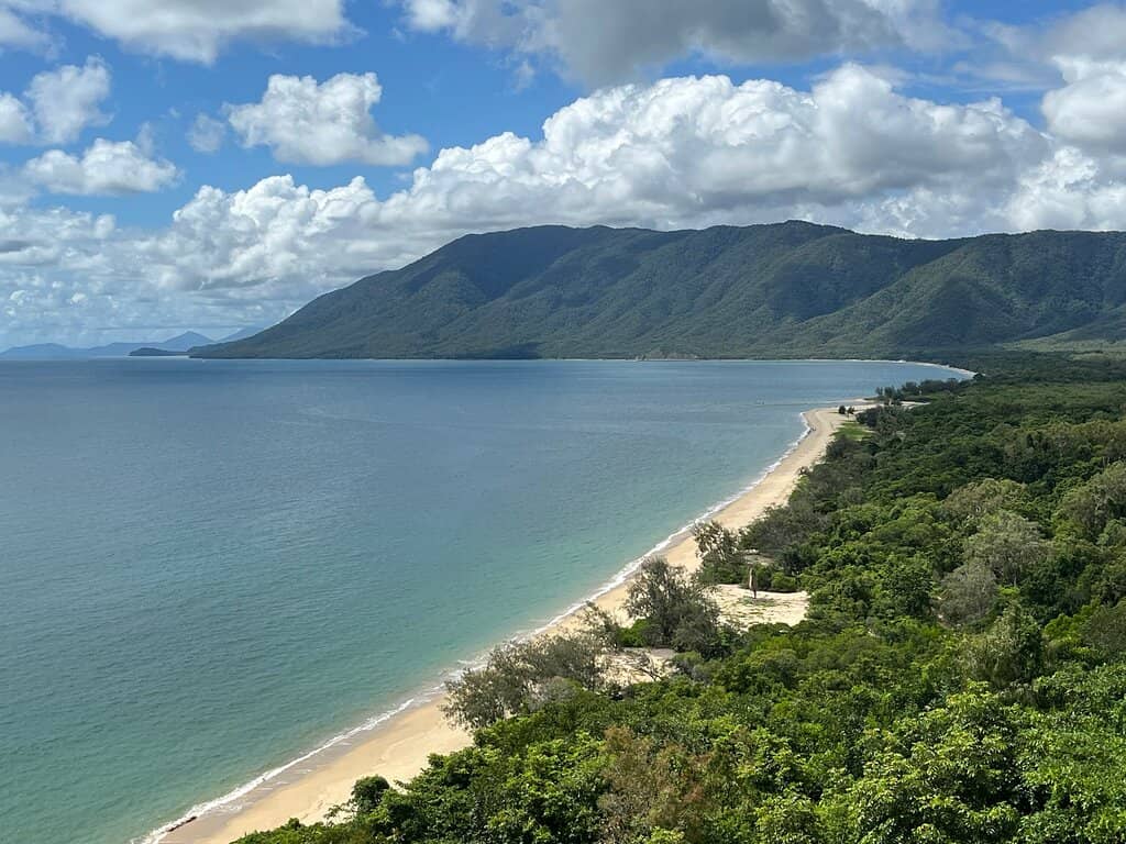 Great Barrier Reef Drive Scenery