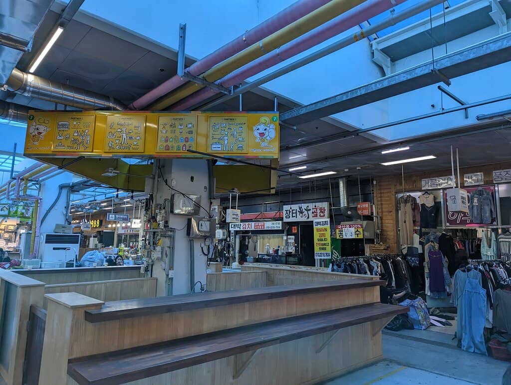 Second-Floor Foodie Haven
