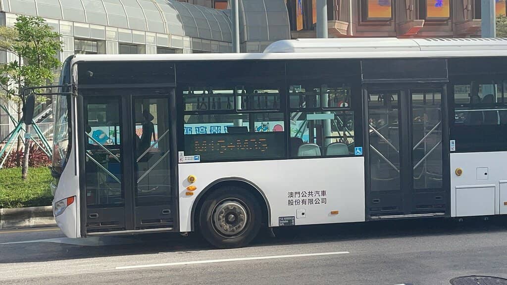 HZMB Bus