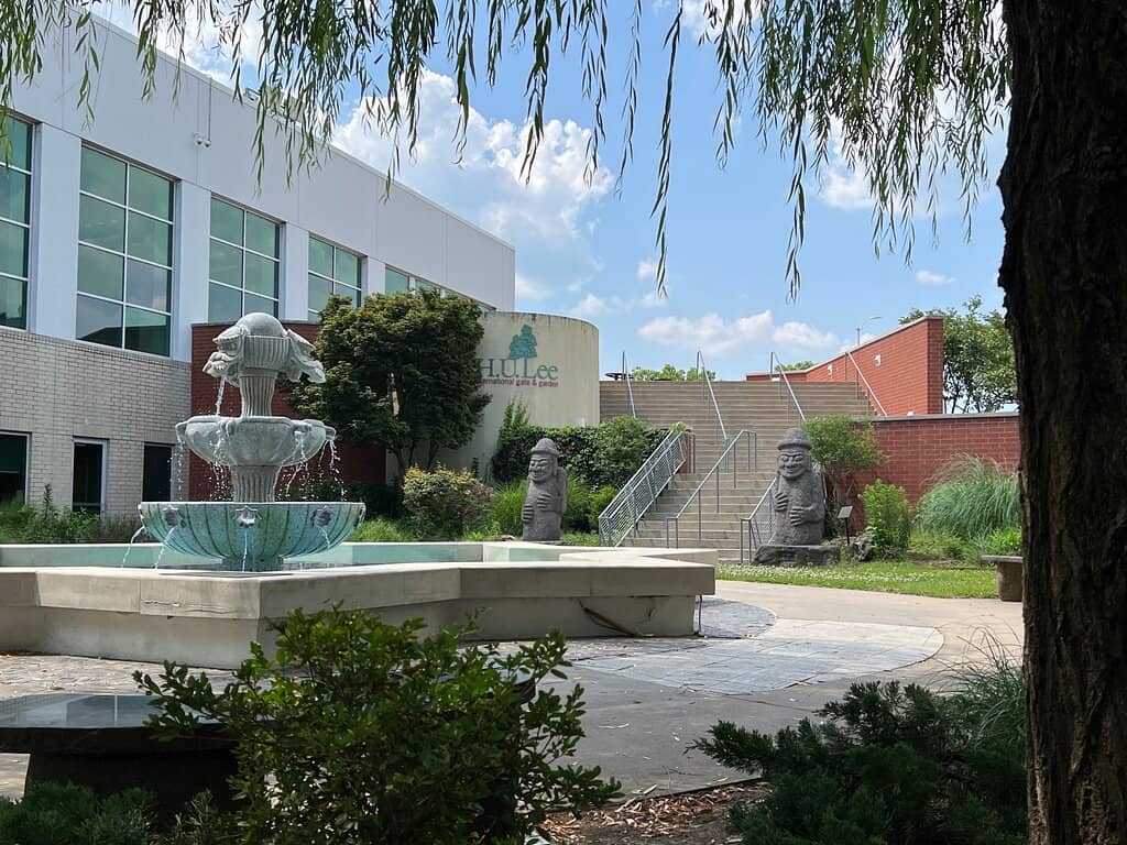 The International Gate